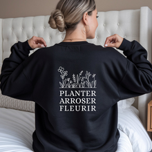 Charger l'image dans la galerie, Crewneck éducatrice personnalisable