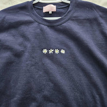 Charger l'image dans la galerie, Soldes - crewneck XL