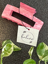 Charger l'image dans la galerie, Pince -  Grande - Marbrée & Lustrée