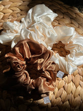 Charger l'image dans la galerie, Chouchou - Satin