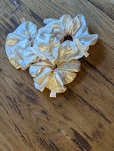 Charger l'image dans la galerie, Chouchou - Satin