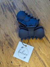 Charger l'image dans la galerie, Pince-boucle - Moyenne - Mate