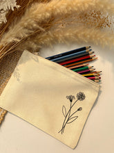 Charger l'image dans la galerie, Étui à crayons - trousse personnalisée fleur de naissance