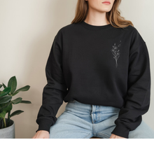 Charger l'image dans la galerie, Levée de fonds Deuil périnatal - Crewneck couleurs classiques (4 choix de couleurs) - Myosotis
