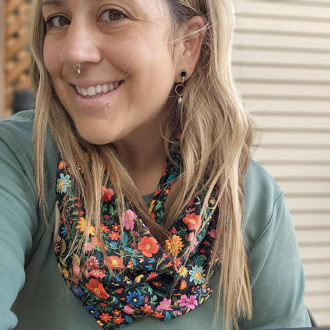 Foulard infini - Fleurs en 3D