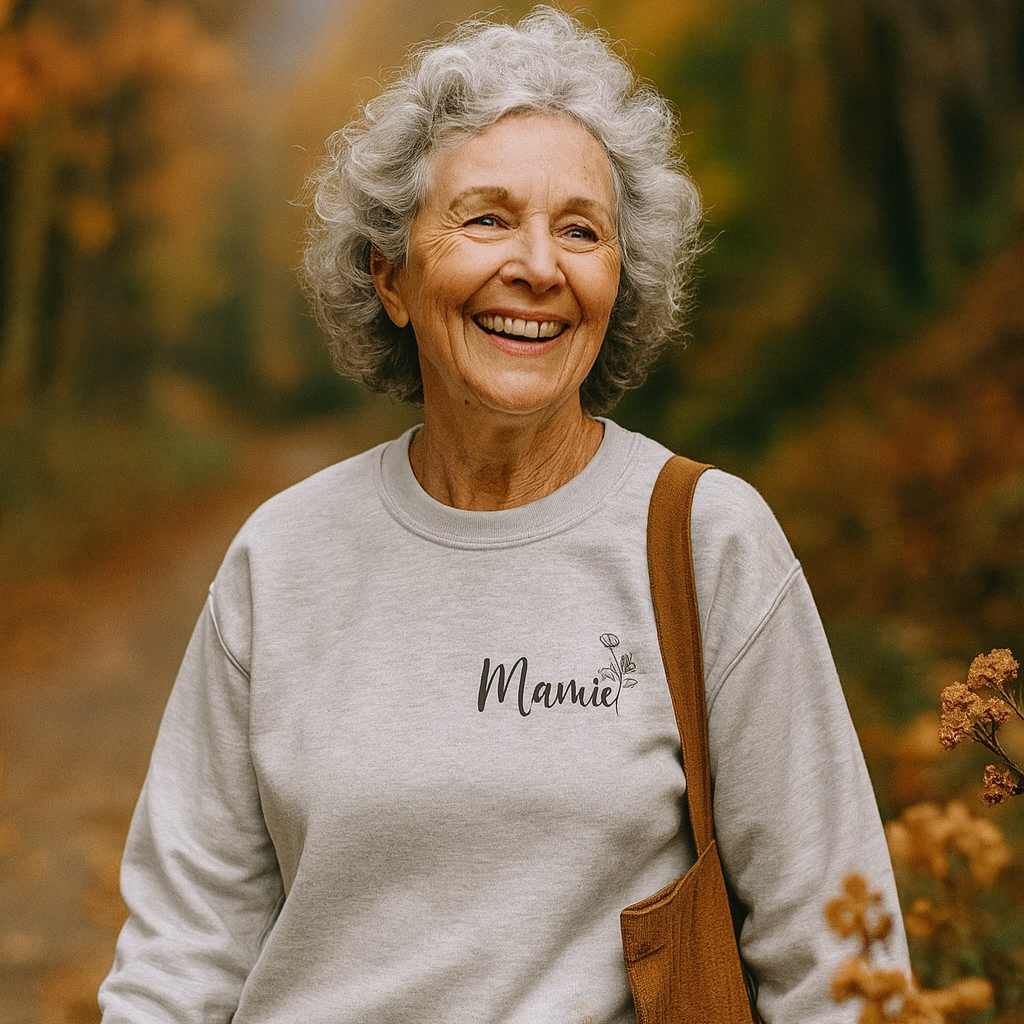 Collection des fêtes - Crewneck 5 choix de couleurs classiques - Mamie + fleur(s) de naissance personnalisée