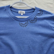 Charger l'image dans la galerie, Soldes - T-Shirt large
