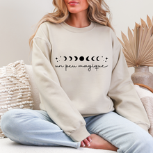 Charger l&#39;image dans la galerie, Crewneck Un peu magique - Couleurs classiques
