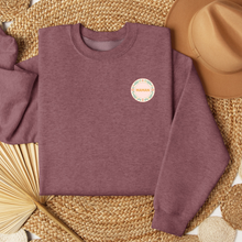 Charger l'image dans la galerie, Crewneck maman rond fleuri - couleurs saisonnières
