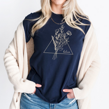 Charger l&#39;image dans la galerie, T-shirt - élégance florale - Adulte
